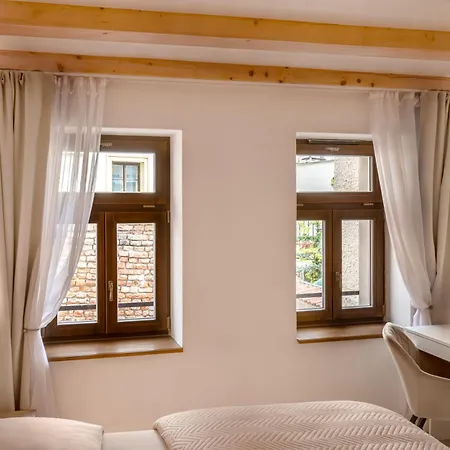 Aparthotel White Wolf Boutique *